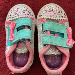 Skechers Sprinkle Toes Shoes - Pink/Teal “Light Up”Sneaker’s (Toddler sz 5)
